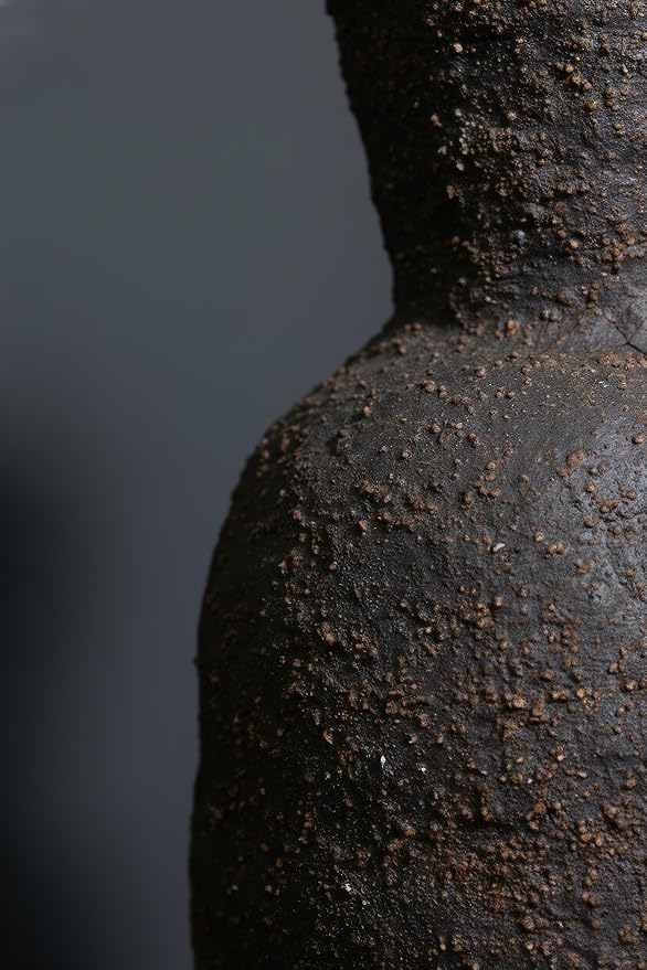 Rustic Textured Clay Vase - 7IN Round Ceramic Vase Vintage Farmhouse Style Decor, Circle Wabi Sabi Vases for Farmhouse Home Decor, Decor Living Room, Table, Shelf (brown2)