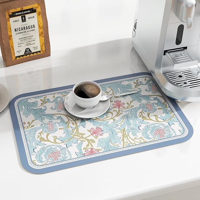 patdrea Red Blue Flower Rectangular PVC Placemats, Pack of 6, Waterproof Insulation, Soft and Durable, Suitable for Dining Table, Kitchen and Coffee Table Decoration,12"*17"