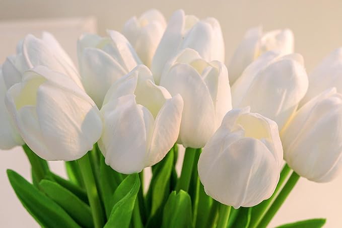 SITUMEIZI 15pcs White Flowers Artificial Tulips Fake Silk Flowers 14" in Bulk Home Kitchen Easter Wedding Decor Spring Easter Bouquet Decorations Floral Arrangements Real Touch Flower