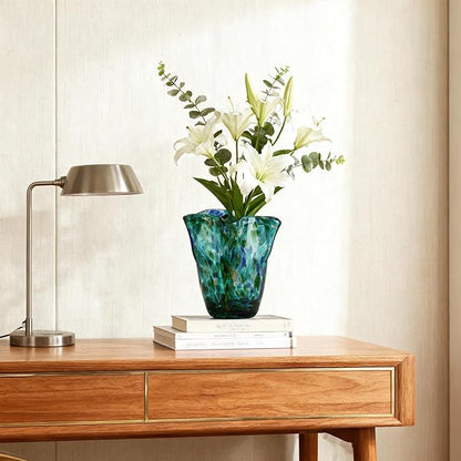 Hand-Blown Glass vase, Green Wide-Mouth Petal-Shaped vase, Modern Glass Art Decoration, Ideal for Living Rooms, Kitchens, Weddings, Dining Tables, and Office Centerpiece Floral Arrangements.