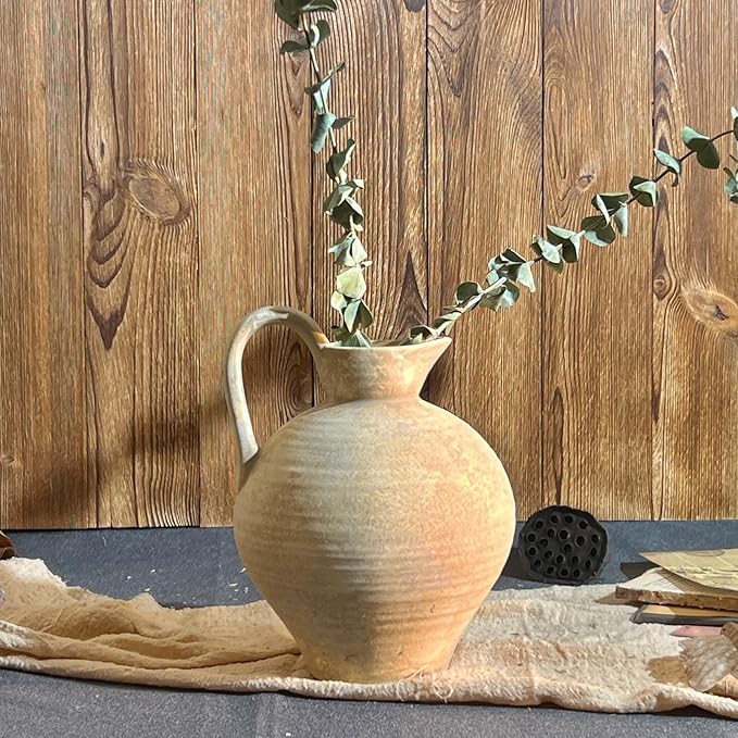 Ceramic Rustic Farmhouse Vase with Handle, 8.7 Inch Beige Vintage Vase, Rustic Ceramic Pottery for Home Decor, Farmhouse Decor Centerpiece for Kitchen, Living Room, Entryway