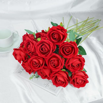 SITUMEIZI 15PCS Red Artificial Roses Silk Flowers Fake Roses Realistic Bouquet Long Stem with Gift Box for Mother's Gift Day Home Party Wedding Decorations