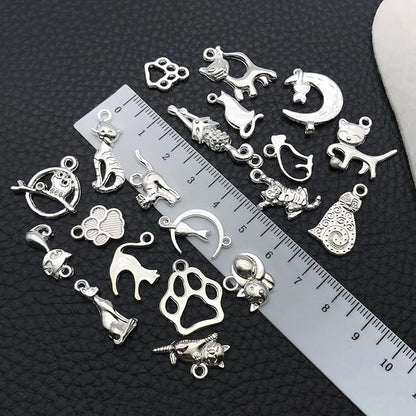 WOCRAFT 60pcs Bright Silver Cat Charms Bracelet Charms for Jewelry Making Sets DIY Necklace Bracelet Keychain Crafting Charms Kit Craft Supplies (SN843)
