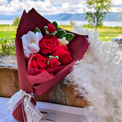Crochet Flower Bouquet Red Rose, Handmade Knitted Flowers for Halloween Home Decor, Birthday, Wedding, Anniversary, Graduation Gift for Her, Girlfriend, Wife, Womeng (Red)