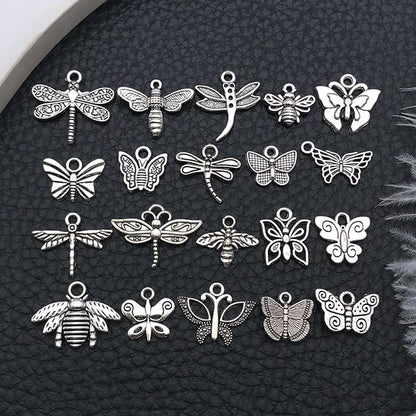WOCRAFT 60pcs Antique Silver Butterfly Bracelet Charms for Jewelry Making Sets DIY Necklace Bracelet Keychain Crafting Charms Kit Craft Supplies (SN845)