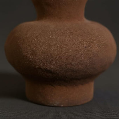 5.5IN Rustic Farmhouse Ceramic Vase Home Decor, Vintage Stoneware Clay Pottery Terracotta Textured for Modern Farmhouse, Living Room, Office Desk Table Shelf,(Brown)