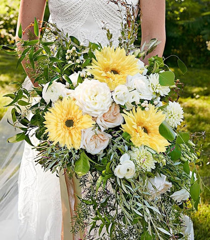 12pcs Yellow Gerbera Daisy Artificial Flowers Realistic Faux Daisies Fake Daisy Flowers for Vase Table Centerpiece Home Wedding Party Garden Decoration(Yellow)