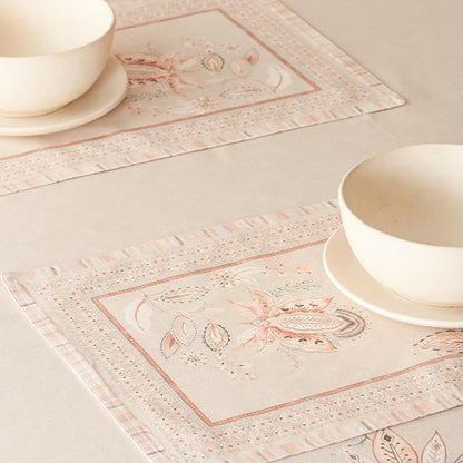 Maison d' Hermine Placemats 100% Combed Cotton Premium Set of 4 Dinner Placemat, Decorative Washable Cloth Placemat, Dining, Buffet Parties & Camping - Society Florals (13"x19")
