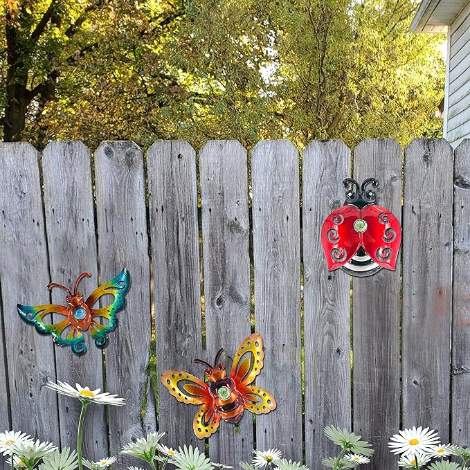 Garden Decor Clearance Butterfly Ladybug Bee Metal Wall Art Decor, Wall Christmas Decoration Hanging for Home Garden Porch Patio Balcony Ornament for Outdoor Christmas Gift, 3 Pack 9 Inch