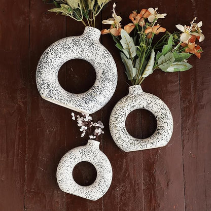 Ajuny Donut Vase Set of 3 – White & Grey Ceramic Hollow Vases for Pampas Grass, Modern Boho Home Decor, Table Centerpiece, Wedding, Living Room, Office, Bedroom (8", 6", 4")